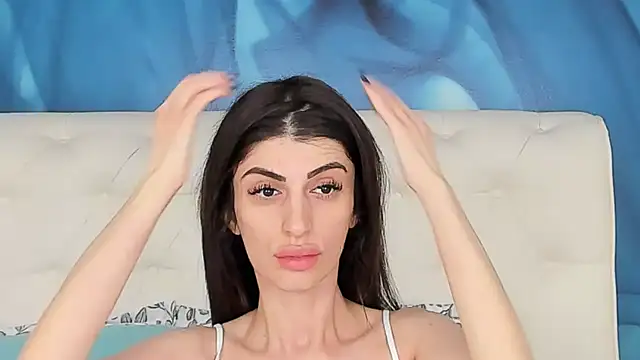 SkinnyDolly online show from December 2, 3:12 am