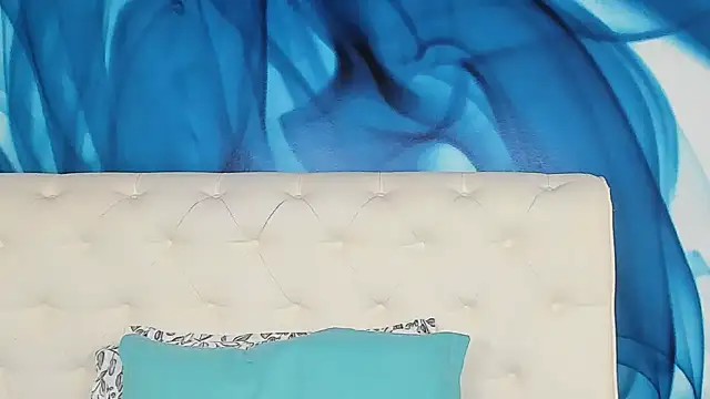 SkinnyDolly online show from March 22, 2:59 am