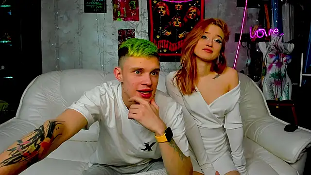 Snapshot of eva_and_adam1 chatting on February 12, 6:40 pm eva and adam1 online show from February 12, 6:40 pm