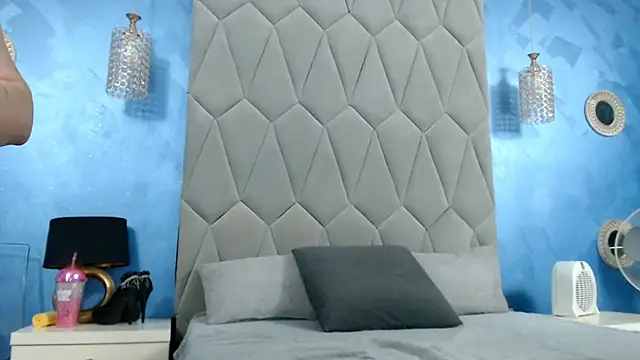 AretiAlisya online show from September 23, 5:21 am