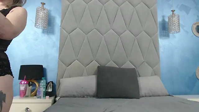 AretiAlisya online show from January 13, 6:51 am