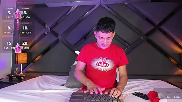 ander deimond  online show from December 11, 1:39 pm