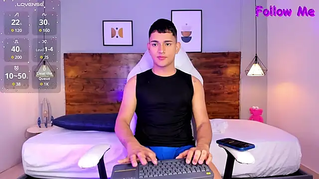 ander deimond  online show from February 10, 4:25 pm