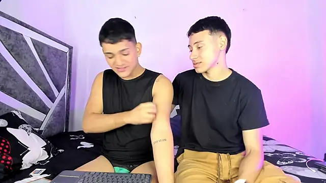 ander deimond  online show from March 18, 4:59 pm