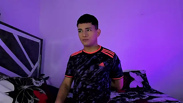 ander deimond  online show from March 19, 2:13 pm