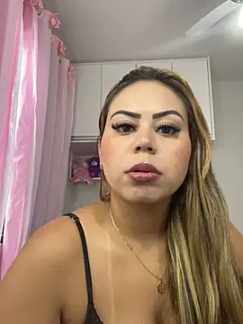 lariic online show from January 7, 1:14 pm