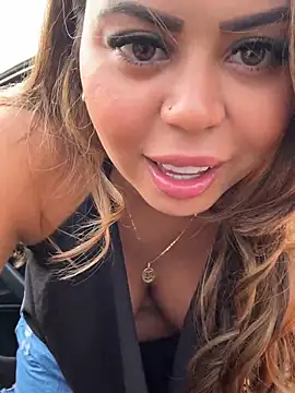 lariic online show from April 6, 6:53 pm