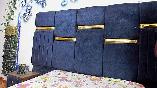 skaysanchez1 online show from March 28, 7:35 pm