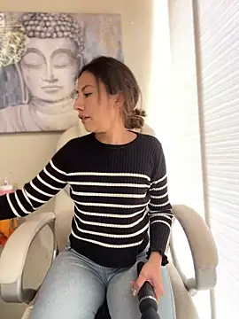 Snapshot of im_lorein chatting on March 17, 5:05 pm im lorein online show from March 17, 5:05 pm
