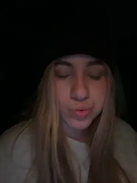 ARITOO  online show from December 13, 7:25 am