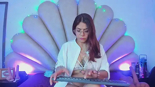 Anna  Spencer online show from February 17, 12:27 pm