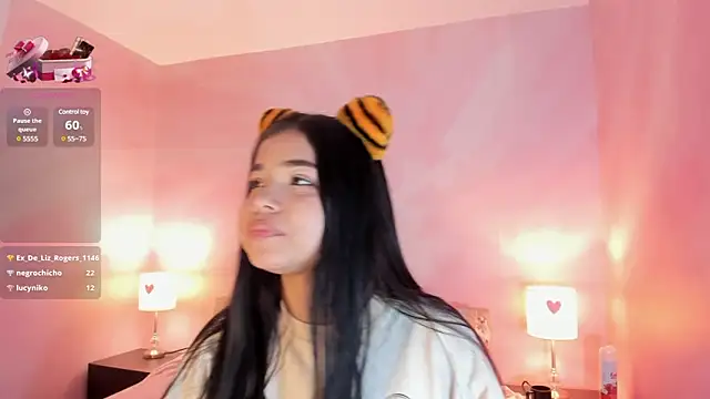 AuroraFiore online show from March 16, 1:59 am