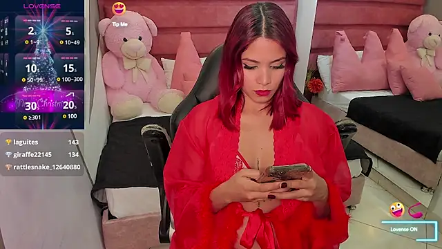 Snapshot of anna__duff chatting on December 26, 6:30 am anna duff online show from December 26, 6:30 am