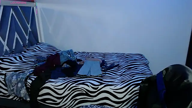 Snapshot of Amber_Lovely chatting on September 26, 1:53 am Amber Lovely online show from September 26, 1:53 am