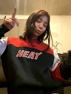 kittyprettybby online show from October 4, 11:25 pm