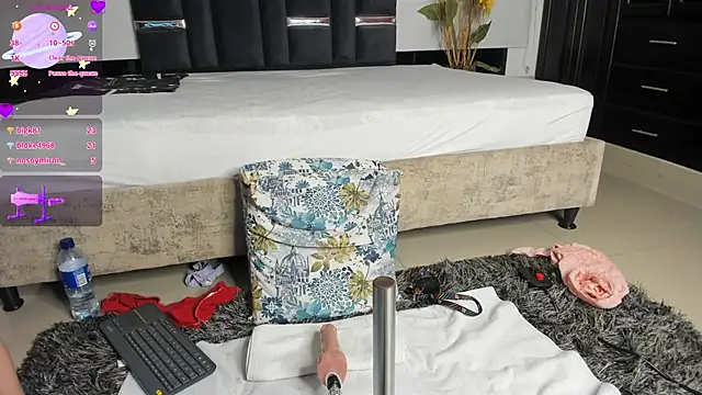 kinky polar online show from January 22, 4:44 am