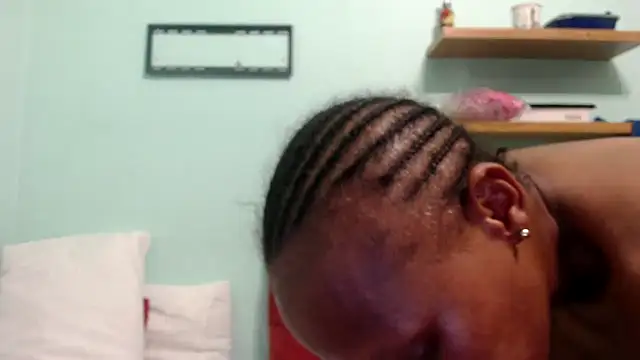 MistressShirleyx online show from February 15, 12:04 am