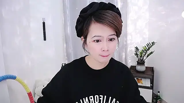 Snapshot of Fan_ting chatting on February 17, 3:04 am Fan ting online show from February 17, 3:04 am