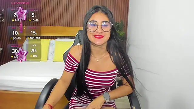 evelin leroy online show from February 4, 12:00 pm