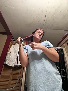 mamabaddie online show from March 19, 2:59 am