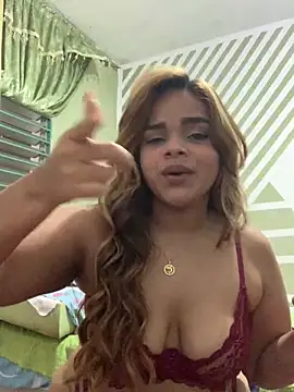 Evabigass online show from December 6, 6:50 pm