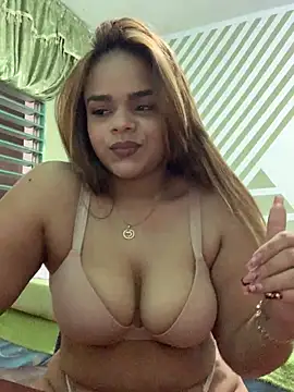 Evabigass online show from December 8, 6:39 pm