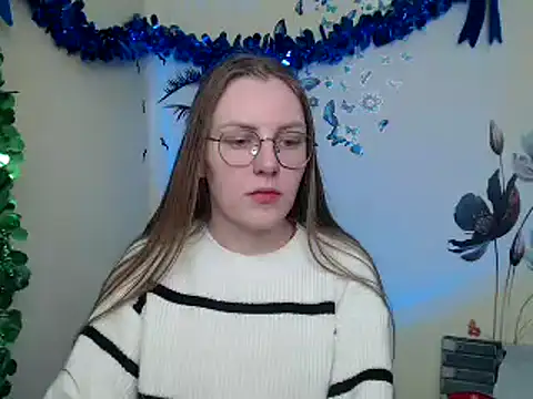 Snapshot of _AlMamiyy_ chatting on December 26, 4:58 pm  AlMamiyy  online show from December 26, 4:58 pm