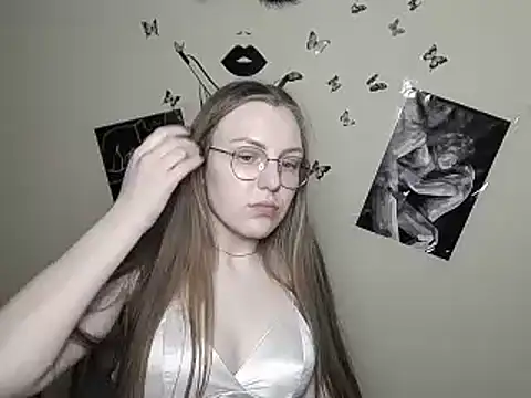 Snapshot of _AlMamiyy_ chatting on January 29, 1:48 am  AlMamiyy  online show from January 29, 1:48 am