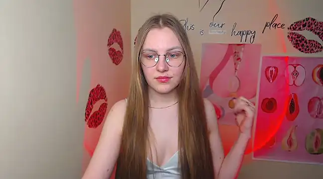 Snapshot of _AlMamiyy_ chatting on March 2, 1:38 pm  AlMamiyy  online show from March 2, 1:38 pm