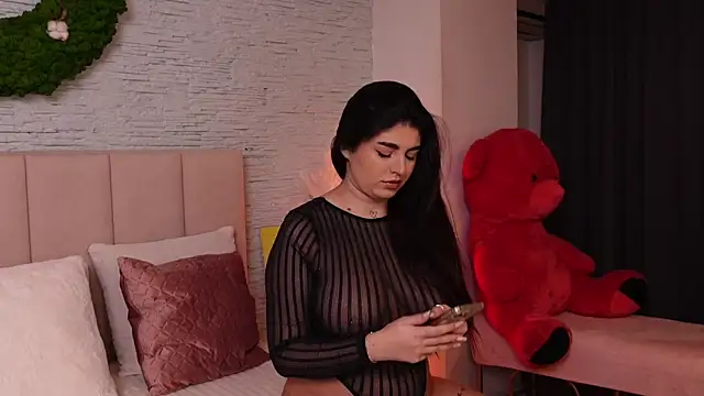 RachelSwaan online show from January 21, 7:04 am