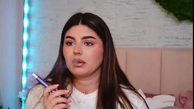 RachelSwaan online show from March 18, 6:38 am