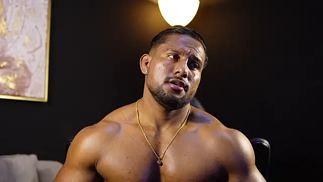 CallumMuscle online show from April 9, 2:00 am