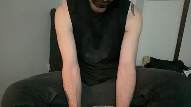 alphajoshkosh online show from February 3, 12:09 am