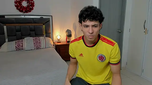 enzo sloran online show from March 17, 7:17 pm