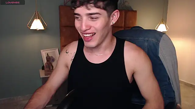 AlejooTwink online show from February 7, 10:20 pm