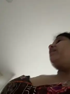 siri duque online show from February 10, 2:15 am