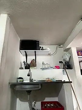 siri duque online show from April 8, 3:01 pm