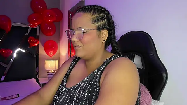 MhiaRey online show from February 5, 1:00 pm