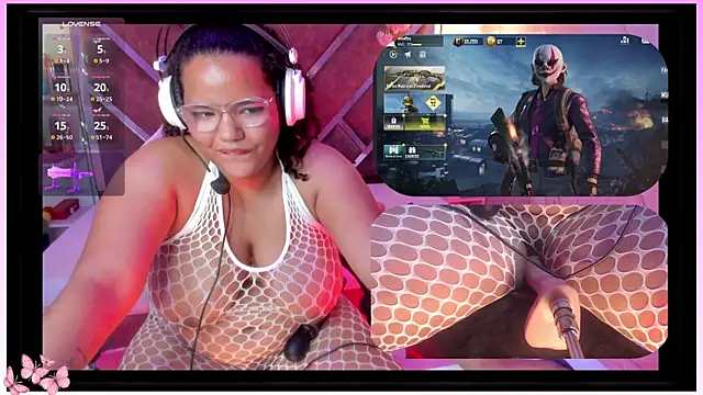 MhiaRey online show from October 8, 1:09 pm