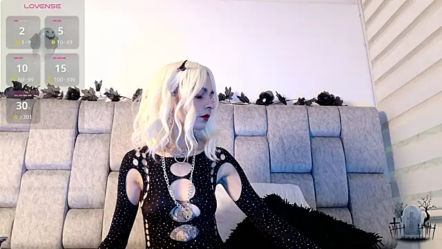 Alice noir online show from February 12, 11:00 pm