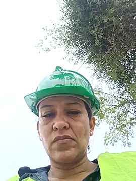 Snapshot of Slut_Milf_ chatting on March 8, 3:02 pm Slut Milf  online show from March 8, 3:02 pm