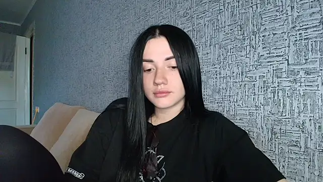 Liana diva online show from April 20, 2:20 pm