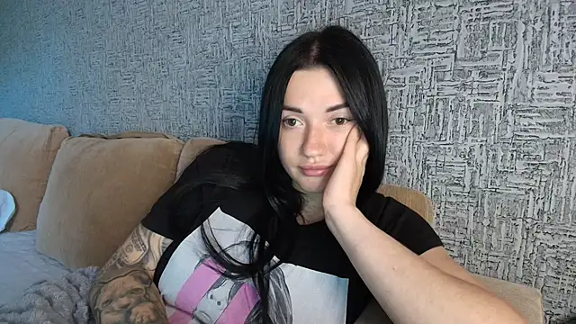 Snapshot of Liana_diva chatting on June 24, 11:31 am Liana diva online show from June 24, 11:31 am