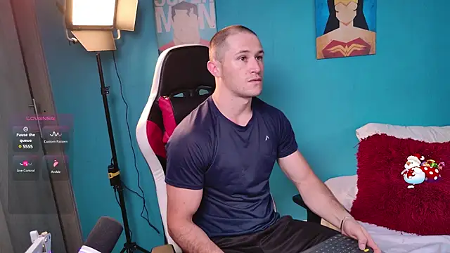 AxelFairchaild online show from February 18, 2:16 pm