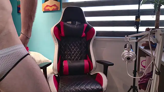 AxelFairchaild online show from February 28, 3:37 pm