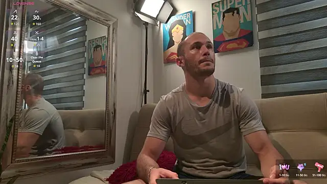 Snapshot of AxelFairchaild chatting on July 10, 1:47 pm AxelFairchaild online show from July 10, 1:47 pm