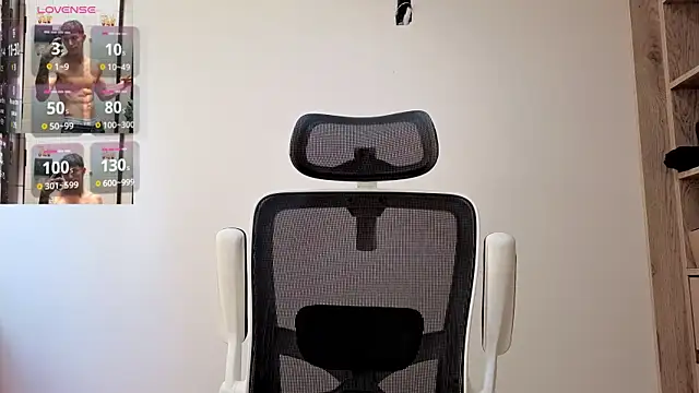 Cristopher23  online show from November 15, 5:42 pm