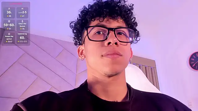AkazaBoy  online show from July 14, 4:39 am