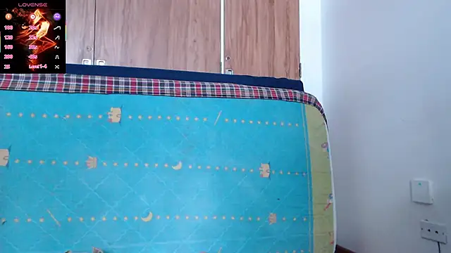 Afrodita Arggeniss online show from February 3, 7:10 pm