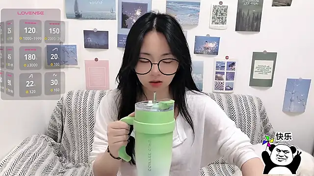 LiLiYbaby online show from December 4, 6:34 am